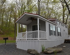 Toàn bộ căn nhà/căn hộ Scotrun Camping Resort Deluxe Park Model 4 (Scotrun, Hoa Kỳ)