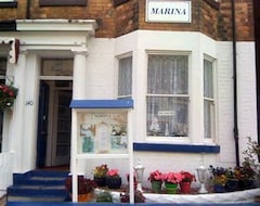 Hotelli Marina B&B (Scarborough, Iso-Britannia)