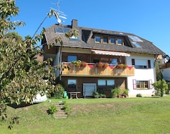 Hele huset/lejligheden Komf. Fewo Titisee-schluchsee-feldberg-geb, Internet, Hochschwarzwald-card (Lenzkirch, Tyskland)