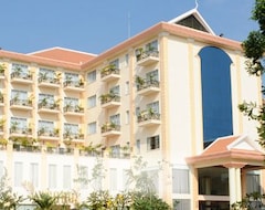 Khách sạn Hotel Stung Sangke (Battambang, Campuchia)