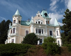 Khách sạn Hotel Chateau Cihelny (Karlovy Vary, Cộng hòa Séc)