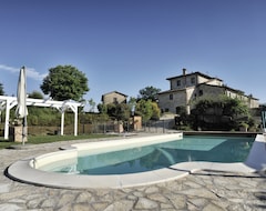 Resort Apartment 315 m from the center of Anghiari with Pool, Parking, Washing machine (683444 (Anghiari, Ý)
