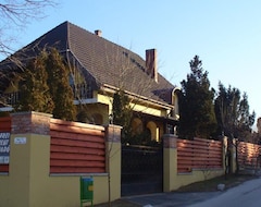Guesthouse Emi Vendégház (Balatonszemes, Hungary)