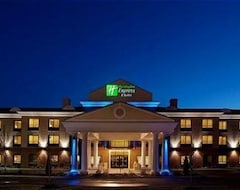 Hotel Holiday Inn Express & Suites Athens (Athens, USA)