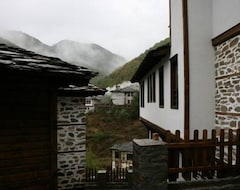 Otel Complex Kosovo Houses (Narechenski Bani, Bulgaristan)