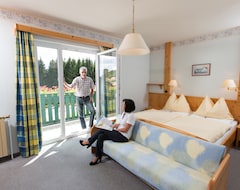 Hotel Cafe-Pension Kristall (Moorbad Harbach, Austria)