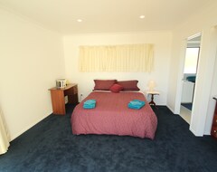 Bed & Breakfast Ararimu BnB (Pukekohe, New Zealand)