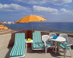 Tüm Ev/Apart Daire Stunning Luxury Beach Front Apartments With Wifi, Parking, Fantastic Ocean Vie (El Médano, İspanya)