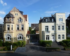 Otel Villa Godesberg (Bonn, Almanya)