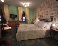 Khách sạn Hotel Monte Cristo (Kotor, Montenegro)