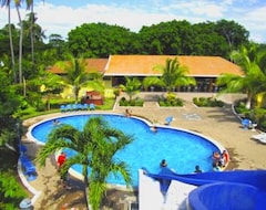 Otel Tropiclub Playa El Cuco (Intipucá, El Salvador)