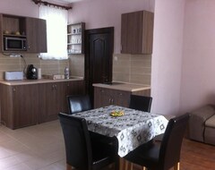 Koko talo/asunto Áron Apartment (Nyíregyháza, Unkari)