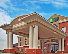 Holiday Inn Express & Suites Perry, an IHG Hotel (Perry, USA)