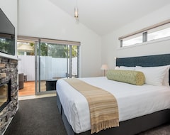 Entire House / Apartment Th Heads Omapere (Hokianga, New Zealand)