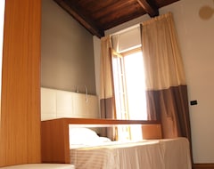 Hotel Lucio dla Venaria (Venaria Reale, Italy)