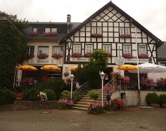Hotel "Woiler Hof" garni (Eslohe, Alemania)