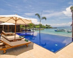 Hotel Bay Shore Huts (Jungut Batu Beach, Indonesia)