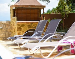Khách sạn Amoena Villa Theo Hotel (Chania, Hy Lạp)