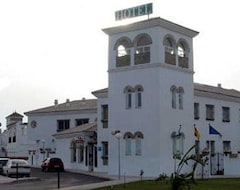 Khách sạn Cortijo Los Gallos (Chiclana, Tây Ban Nha)