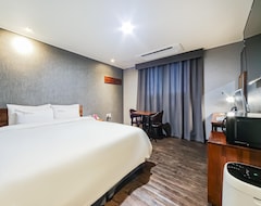 Hotel Geojedo Sonata (Geoje, South Korea)