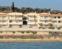 Khách sạn Ostria Seaside Studios And Apartments (Kataraktis, Hy Lạp)