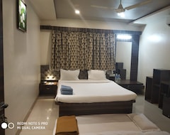 Hotel Swaminarayan Residency (Nashik, India)