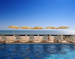 Hotelli Holiday Inn Algarve - Armacao de Pera (Armação de Pêra, Portugali)