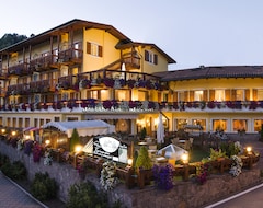 Hotel Alle Alpi (Moena, İtalya)
