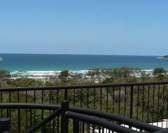Toàn bộ căn nhà/căn hộ Absolute Beachfront Marcoola Beach Rooftop Penthouse Apartment (Marcoola, Úc)