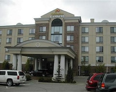 Khách sạn Holiday Inn Express Hotel & Suites Erie-Summit Township, An Ihg Hotel (Erie, Hoa Kỳ)