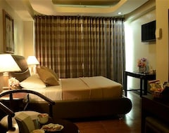 Hotel Silver Oaks Suite (Manila, Filipini)