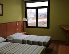 Hotel Pico Agujas (Puebla de Lillo, Španjolska)