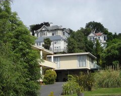George Street Motel Apartments (Dunedin, Yeni Zelanda)