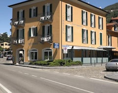 Hotel Torre Imperiale (Maccagno, Italy)
