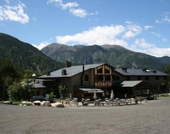 Khách sạn Hotel Camp del Serrat (Les Escaldes, Andorra)