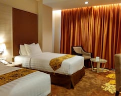 Hotel Grand Royal Denai (Bukittinggi, Indonesia)