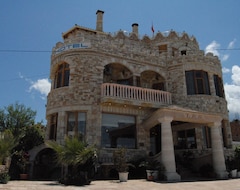 Hotelli Castle (Saranda, Albania)