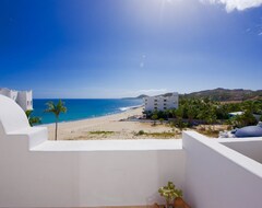 Hotel 1br - Corner Unit - Amazing Views - Oversized Furnished Terrace - Free Wifi (San Jose del Cabo, Mexico)