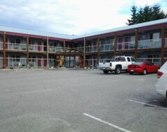 Khách sạn Island View Lodge (Powell River, Canada)