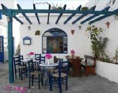 Hotel Carlos Pansion (Akrotiri, Greece)