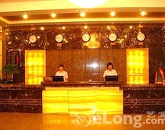 Shuiyueqinghua Hotel (Jingjiang, China)