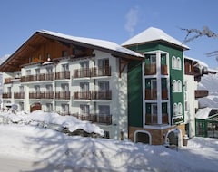 Hotel Waldfrieden (Schladming, Austria)