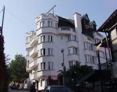Khách sạn Palace Saga (Plovdiv, Bun-ga-ri)