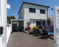 Cijela kuća/apartman Superb Villa With Heated Pool, Wifi, Private Parking (Ampuriabrava, Španjolska)