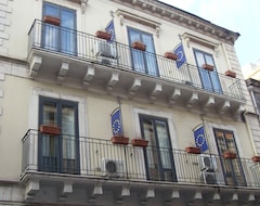 Hotel Four Rooms Bed & Breakfast (Catania, Italien)