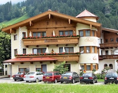 Khách sạn Hotel Franz Josef (Stumm, Áo)