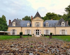 Khách sạn Logis Domaine de Chatenay (Saint-Saturnin, Pháp)