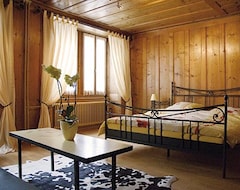 Hotelli La Maison des Traditions (Gruyères, Sveitsi)