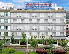 Khách sạn Tengchong Hotel (Tengchong, Trung Quốc)