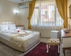 Khách sạn Azmen Pension (Antalya, Thổ Nhĩ Kỳ)